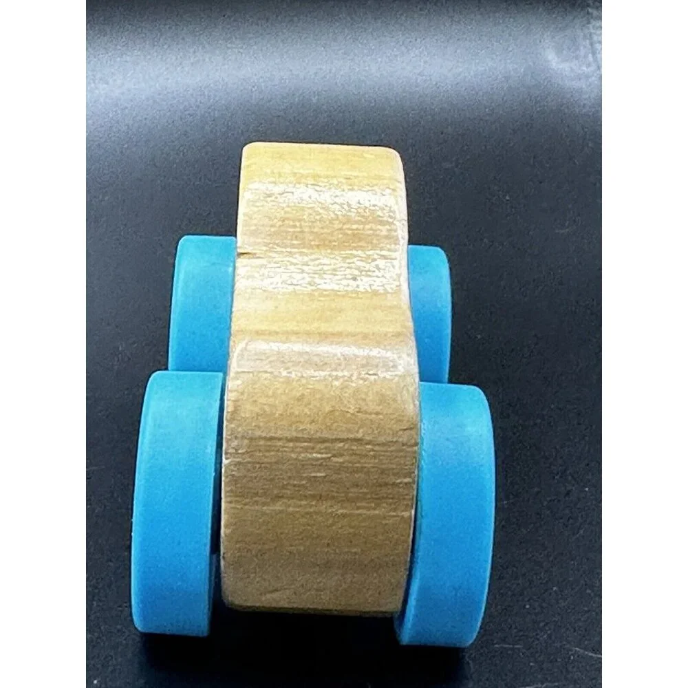 Melissa and Doug Stackable Car Wooden Toy orange‎ cat driver blue wheels 4”